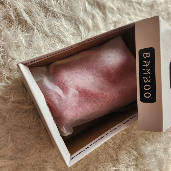 PARTY TIME Fuschia Feather Purse - Picture 8 of 12